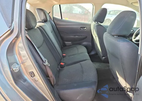 2015 Nissan Leaf S z USA, uszkodzony, nr VIN 1N4AZ0CP2FC327743